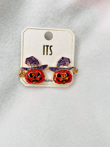 Pumpkin witch hat studs