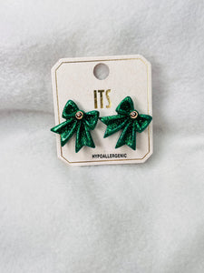 Green sparkle bow studs