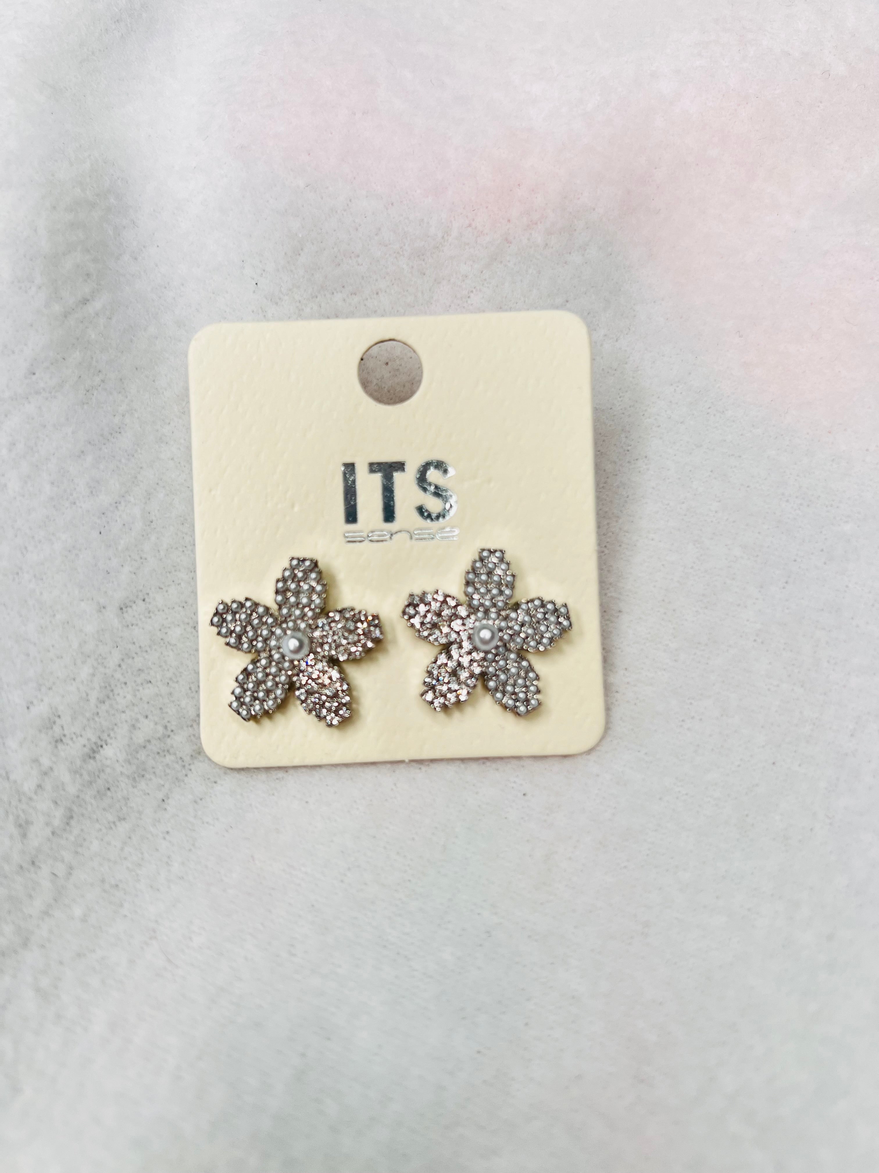Silver pearl flower studs